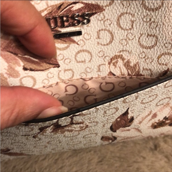 Guess White and Brown Floral Crossbody Bag - Picture 2 of 2
